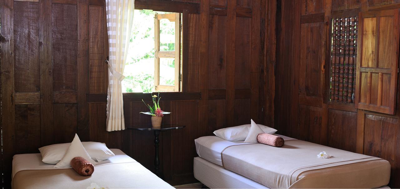 Hotel Puri Brata à Parangtritis Extérieur photo